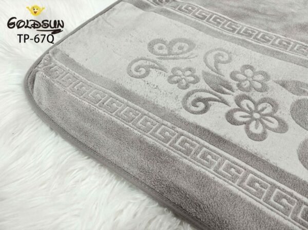 TOALLA MICROFIBRA C.E. ALTO RELIEVE 90X160 CM. (FARDOX15DOC.)