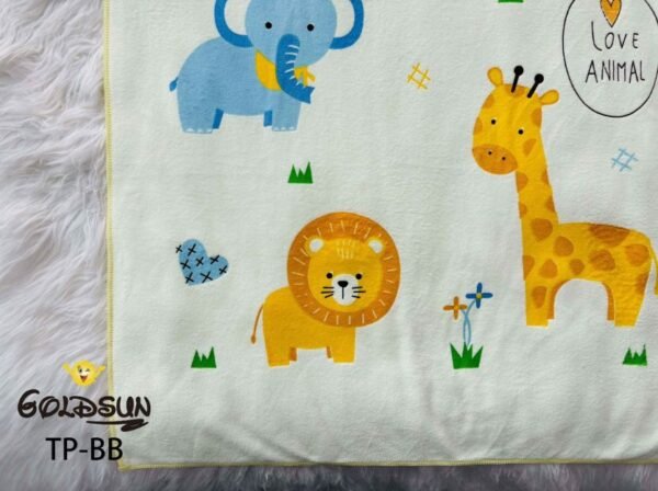 TOALLA MICROFIBRA BEBE CON DISEÑO 60X120 CM. (FARDOX144UND)