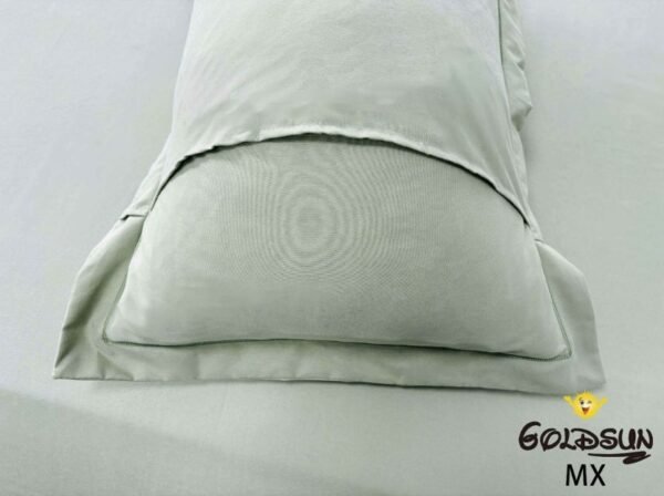 SET DE SÁBANAS 4PCS COLOR ENTERO BORDADAS (FARDOX30UND)