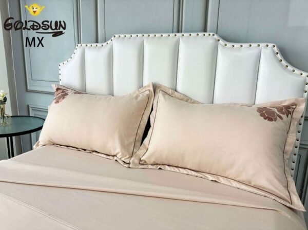 SET DE SÁBANAS 4PCS COLOR ENTERO BORDADAS (FARDOX30UND)
