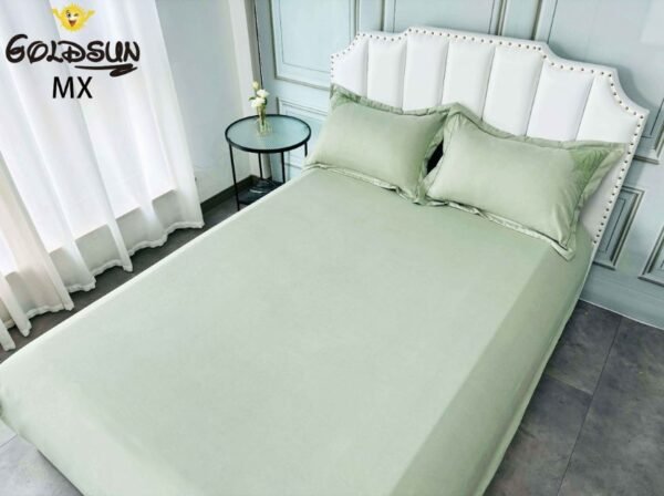 SET DE SÁBANAS 4PCS COLOR ENTERO BORDADAS (FARDOX30UND)