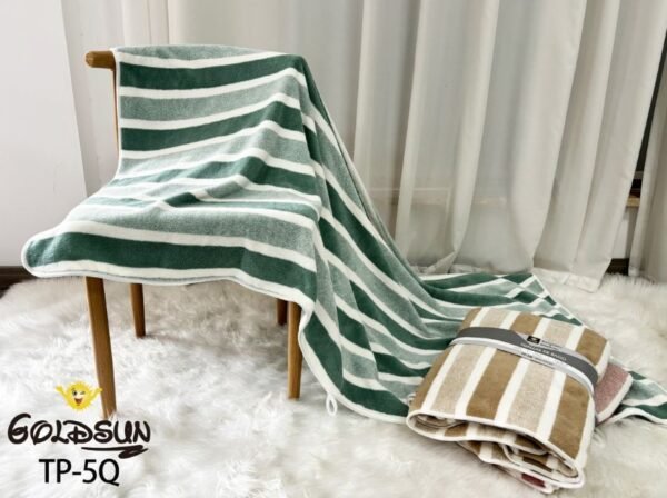 TOALLA DE MICROFIBRA RAYADA 90 X 160 CM. (FARDOX15DOC.)