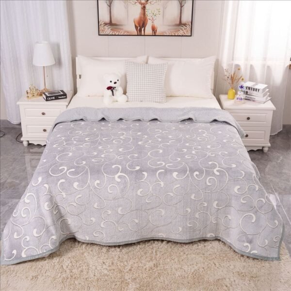 Manta luminosa c/ carnero para niños Casatex<br>(Fardo x 40und)
