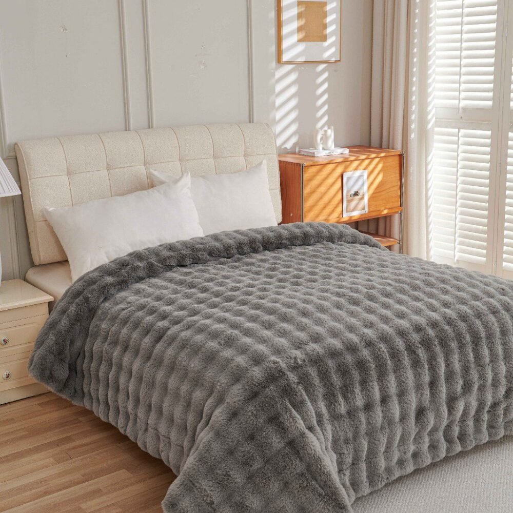 COBERTOR PIEL DE CONEJO PREMIUM (CAJA X 16 UND)