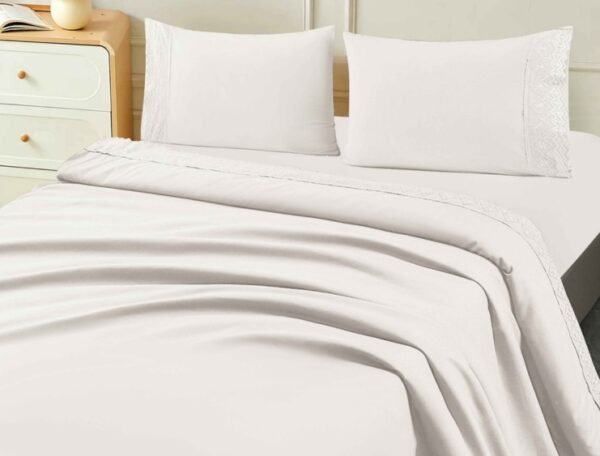 SET DE SÁBANAS 4PCS COLOR ENTERO CON BORDADO INGLÉS PREMIUM (FARDOX24UND)