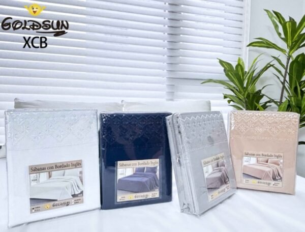 SET DE SÁBANAS 4 PCS COLOR ENTERO CON BORDADO INGLÉS (CAJAX48UND)